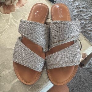 Cato Women's Sandals in Silver and Tan